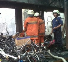 Kebakaran di Depan Pasar Palmerah Padam, Diduga Akibat Arus Pendek