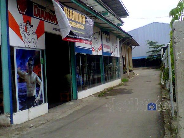 Melongok Bisnis Eks Pegawai Pajak Ajib