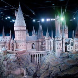 Mengintip Studio Tempat Pembuatan Harry Potter
