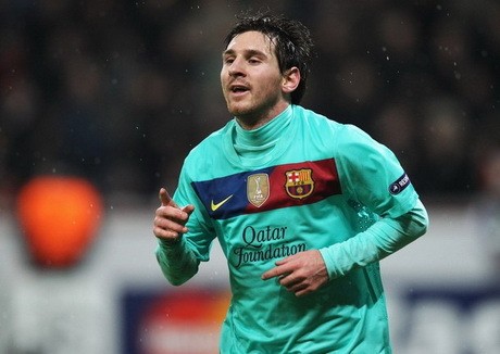 Messi, Kombinasi Maradona & Bobby Charlton