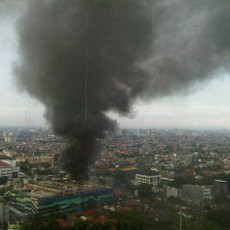Rumah Kost Dekat Stasiun Juanda Ludes Terbakar