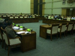 Parah! Hanya 4 Anggota Komisi III DPR Hadiri Rapat Bareng PPATK
