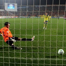 APOEL Singkirkan Lyon Lewat Adu Penalti