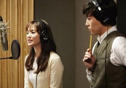 Song Hye-kyo dan John Park Kolaborasi  di lagu Switch