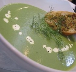 Jelajah Sup Hangat di Kala Hujan