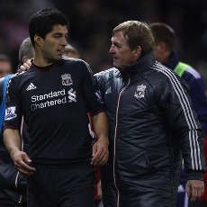 Tepis Rumor PSG-Suarez, Dalglish Pertanyakan Media