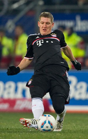 Schweinsteiger Senang Bisa Berlatih Lagi