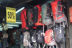 Tandike, Surga Belanja Para Penggiat Alam Bebas