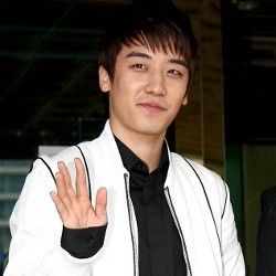 Tur Dunia, Seungri Big Bang Akan Kuliah Online