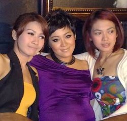 Dewi Dewi Siap Hidup Kembali di Konser Reuni Dewa 19