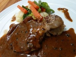 Harga Steak, Bakso, dan Sosis di Jakarta Bakal Naik