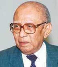 Mantan Kepala Bappenas Widjojo Nitisastro Tutup Usia