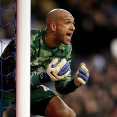 Everton Perpanjang Kontrak Tim Howard