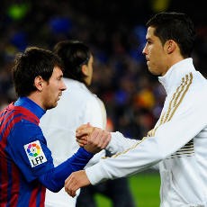 Xavi: Ronaldo Tidak Bisa Dibandingkan dengan Messi