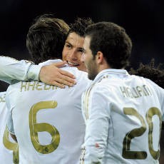 Bisakah Madrid Bertahan dari Kejaran Barca?