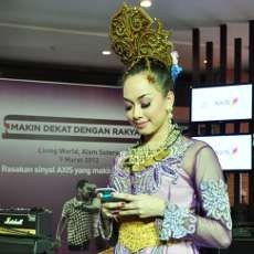 Axis Perkuat Jaringan 3G HSPA+