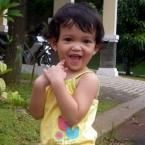 Chaterina Evelyn Madagaza, 2,5 Tahun; Perempuan; f