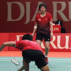 Main Tiga Set, Tantowi/Liliyana ke Semifinal