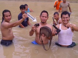 4 Pistol Perampok Toko Emas Ciputat Kembali Ditemukan di Irigasi Banten