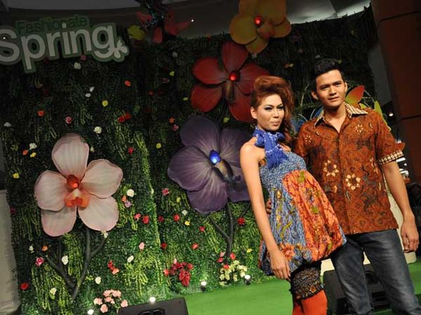 Makin Eksis dengan Batik