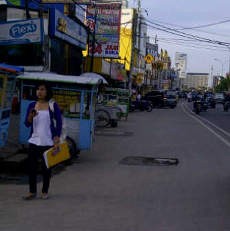 Margonda Tak Lagi Manusiawi untuk Pejalan Kaki