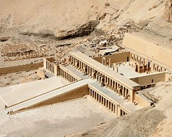 Mengintip Makam Para Raja Mesir di Valley of the Kings