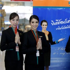 Kisah Pramugari Waria Cantik asal Thailand