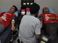 Para Artis Ikut Donor Darah