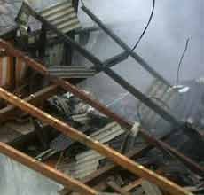 Konsleting, Sebuah Rumah di Tegalsari Terbakar