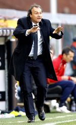 Juventus Diimbangi Genoa