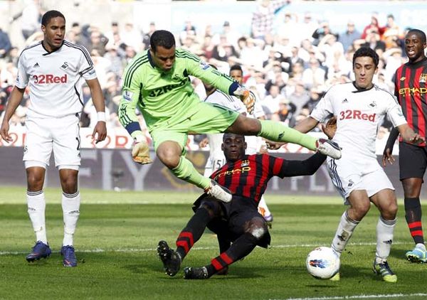 City Tersungkur di Kandang Swansea