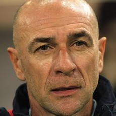 Cagliari Pecat Pelatih