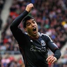 Suarez Buka Peluang Pindah ke PSG