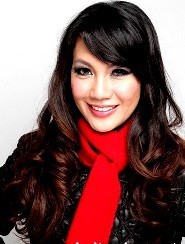 Hakim Cantik Deva Ingin Ditugaskan Dekat Ibunda yang Sakit Lupus