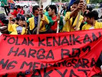 DPR Mulai Jadi Sasaran Kekesalan BBM Naik