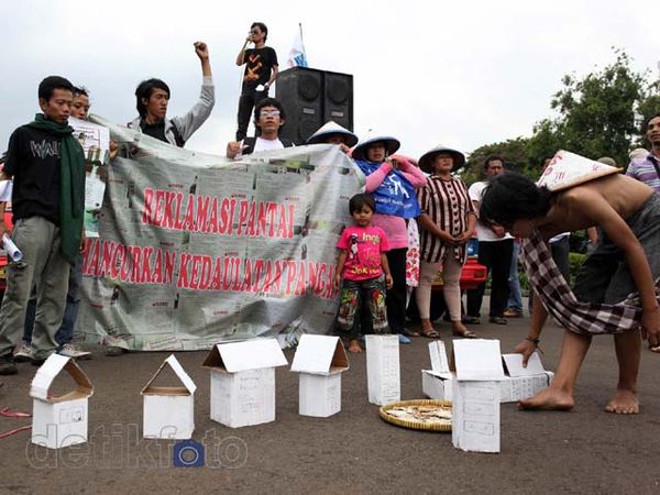 Pantai Diuruk, Nelayan Terpuruk Pantai Diuruk, Nelayan Terpuruk