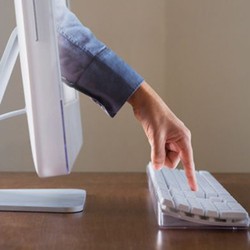 Selamat Datang Era Komputer Manusiawi