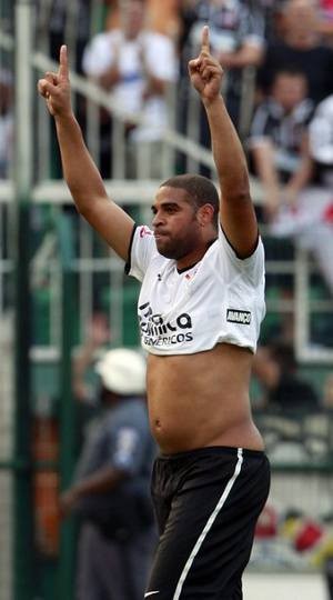 Akibat Cedera & Berat Badan, Adriano Dilepas Corinthians