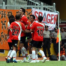 Dua Gol Telat Menangkan Persija