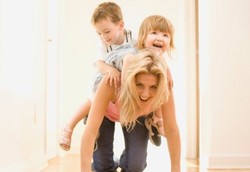 Cinta Orangtua Jadi Kunci Perkembangan Otak Anak