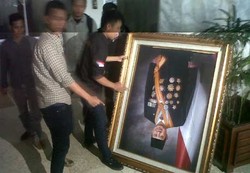 Banting Foto SBY di DPR, 6 Mahasiswa Dikenakan Pasal Perusakan
