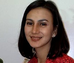 Hatta: Dukungan Untuk Wanda Hamidah Tidak Cukup