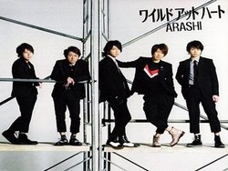 Seminggu Rilis, CD Single Terbaru Arashi Laris 550 Ribu Keping