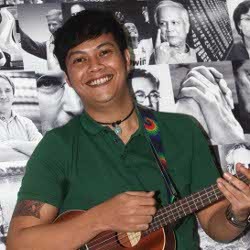 Tak Bisa Main Gitar, Anda Wardhana Pilih Ukulele