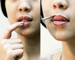 Yuk Coba Pakai Lipstik Merah, Ini Dia Tutorialnya