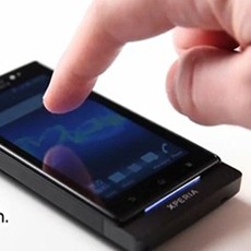 Melongok Layar Sentuh Ajaib Xperia Sola