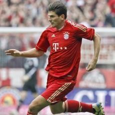 Yang Terbaik dari Mario Gomez