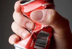 5 Alasan Harus Tendang Kebiasaan Minum Soda