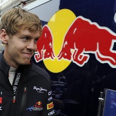 F1 2012: Red Bull & Vettel Bidik Hat-trick