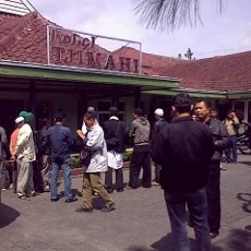 Gardah Paksa Pemilik Hotel Tjimahi Buat Pernyataan